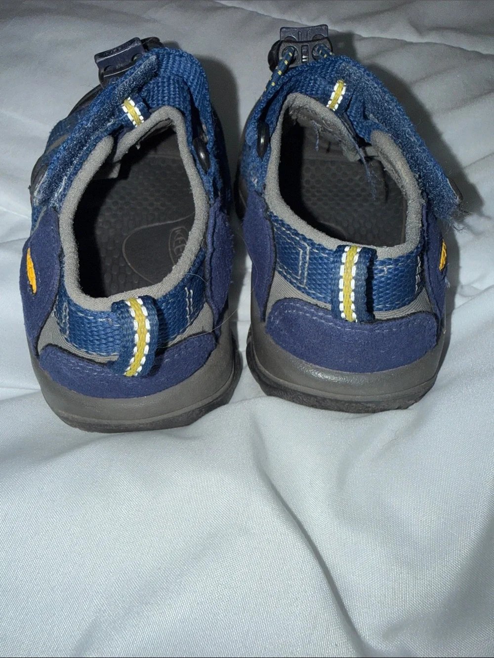 Keen Newport H2 Kids Sandals Blue Depths Gargoyle Size 9 Good Condition